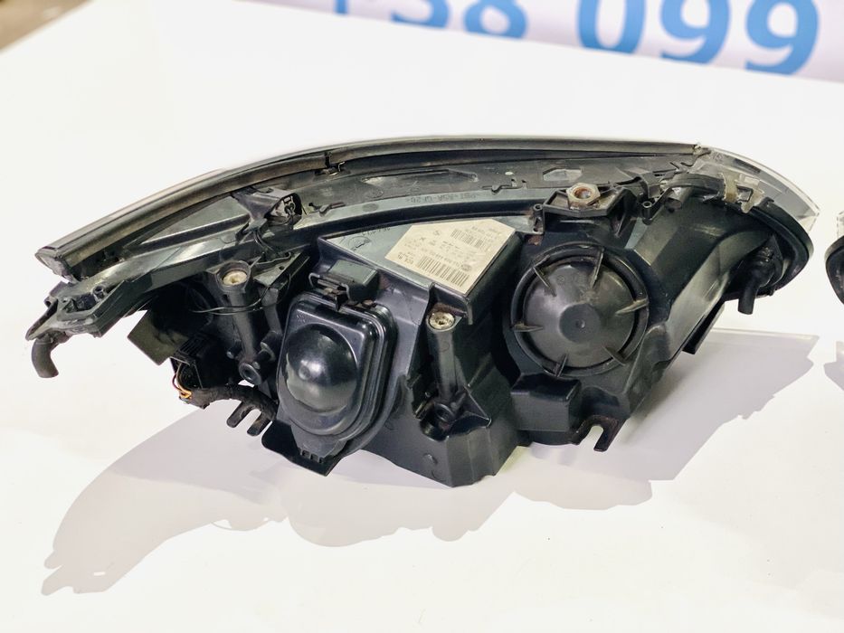 Фари BMW E60 E61 Рестайлінг Галоген з Лінзою Фара Права Ліва Е60 Е61