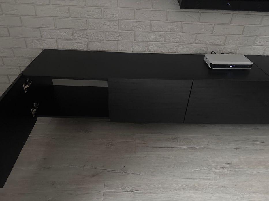 Szafka pod telewizor