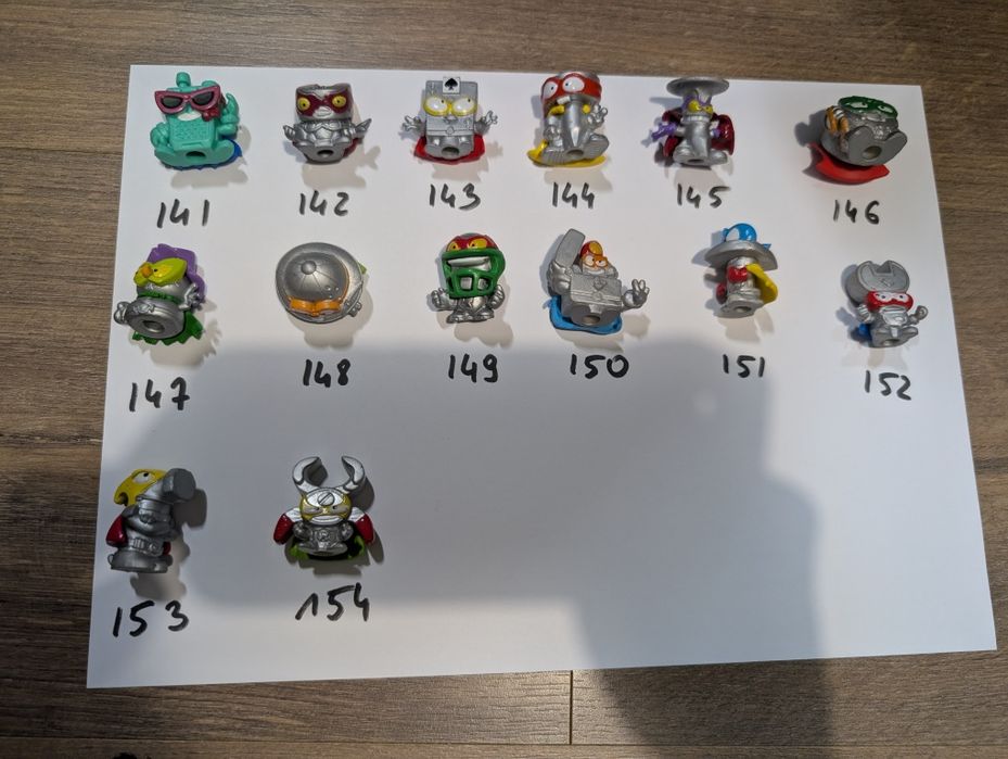 Figurki Super Zings