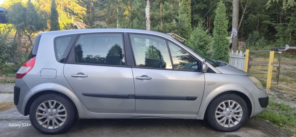 Продам Renault Scenic
