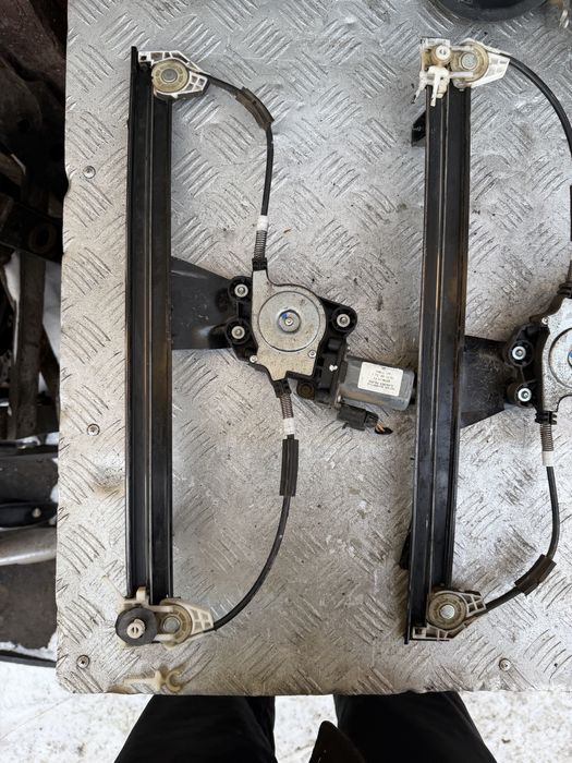 Стеклоподьемник передний Фиат добло 07г fiat doblo