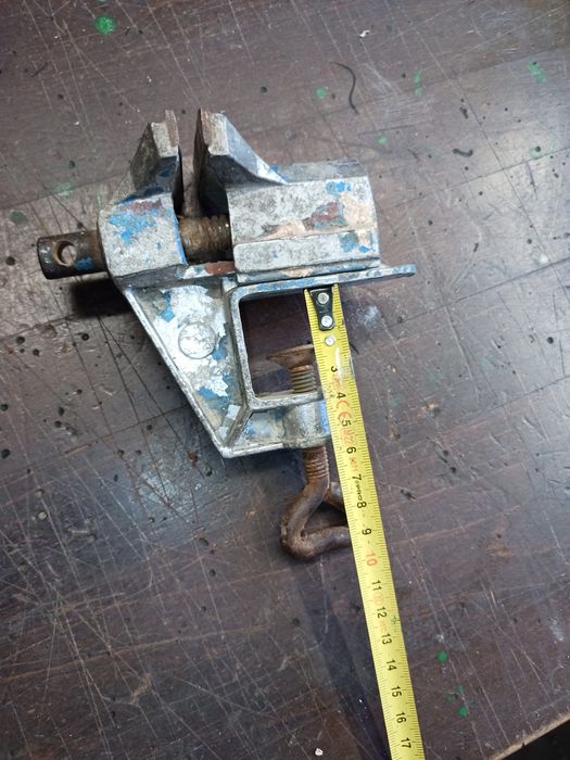 WpImadło modelarskie aluminiowe imadełko małe