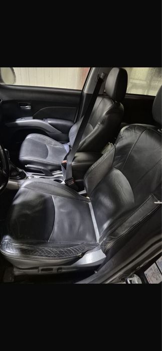 Mitsubishi Outlander 2