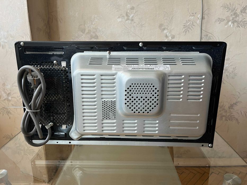Микроволновая печь Samsung MC28H5013AK.