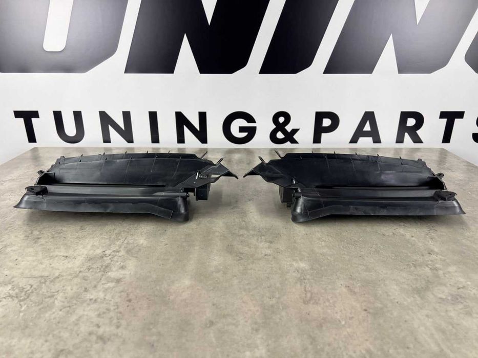 Повітрозабірник ( малий з моторчиком ) - Tesla Model S  / 1058007-00-J