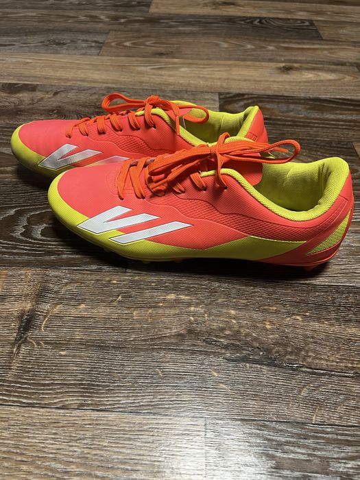 Футбольные бутсы 43 размер (27,5 см)