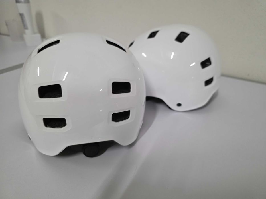 Capacete Bicicleta/Trotinete/Patins - Novo