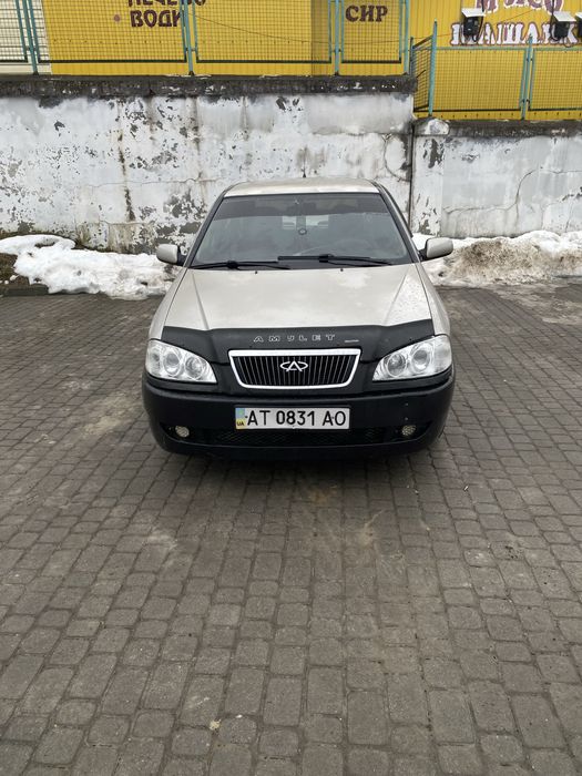 Продам , Газ бензин, маю ще пʼять коліс на титанах літня резина