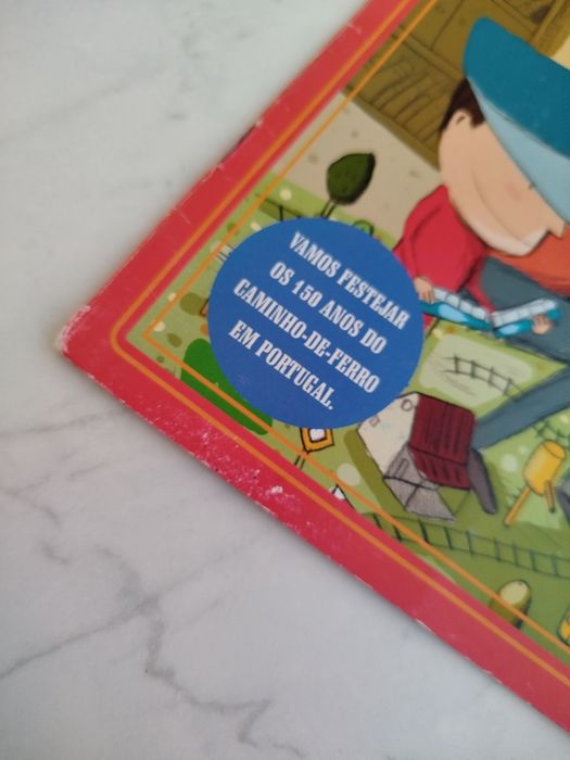 livro de crianças com perguntas de REFER EP