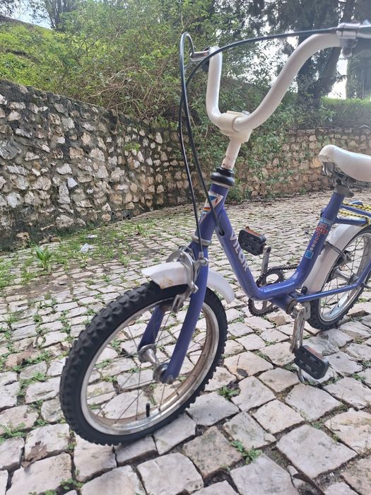 Bicicleta antiga Vilar criança