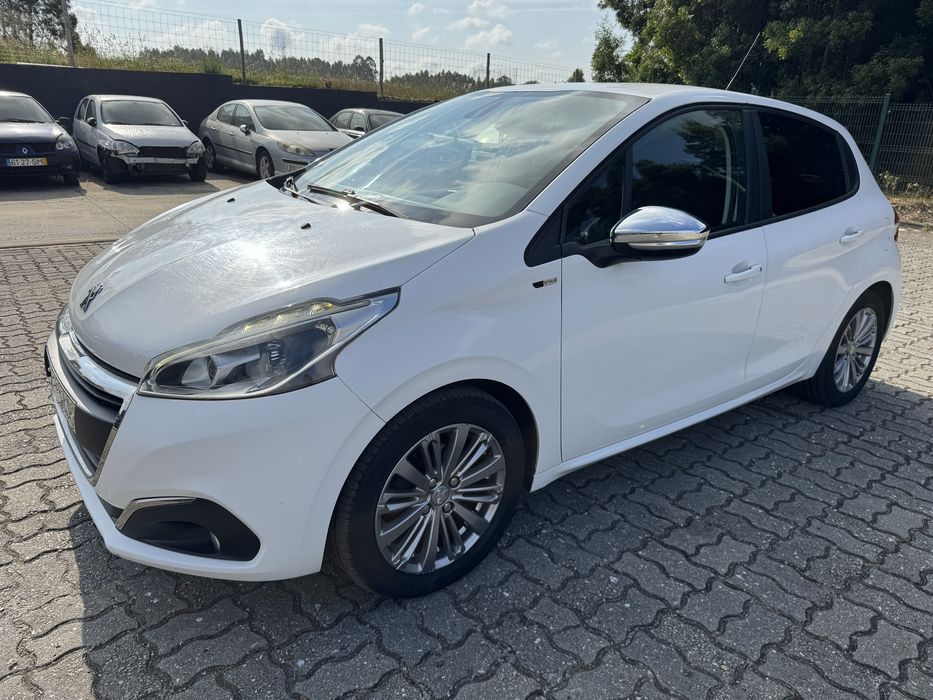 Peugeot 208 1.2 PureTech Style | Nacional | Gasolina | 2016