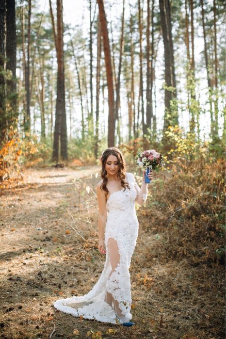 Весільна сукня ручної роботи (3D троянди)