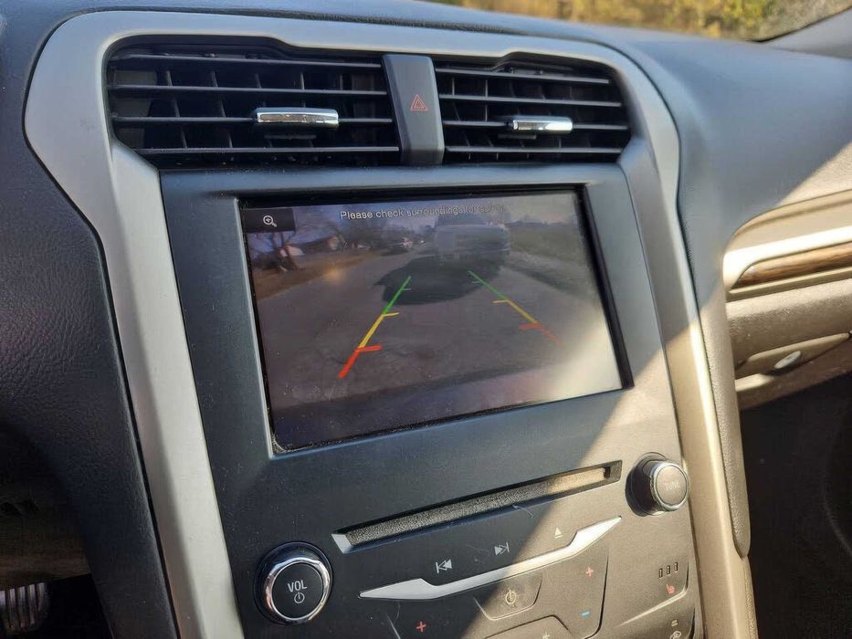 Ford Fusion      2013