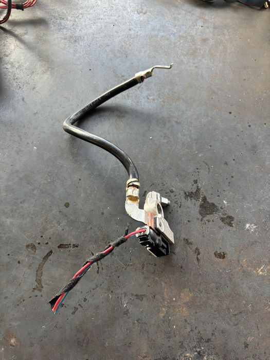 BMW F30 IBS Klema minusowa