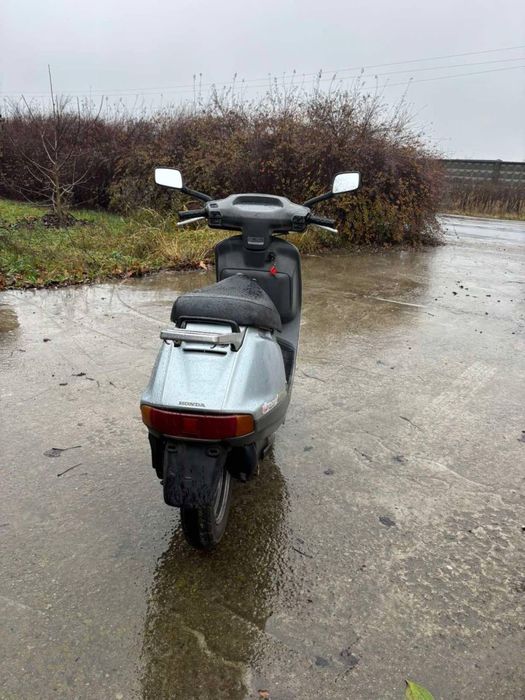 Мопед Honda Lead 65см3