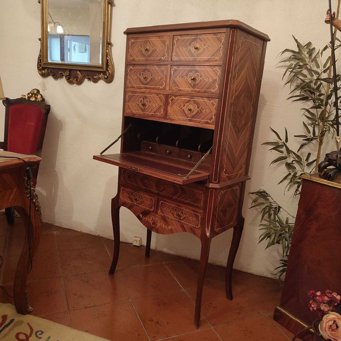 Contador/ Papeleira Luíz XV em pau santo