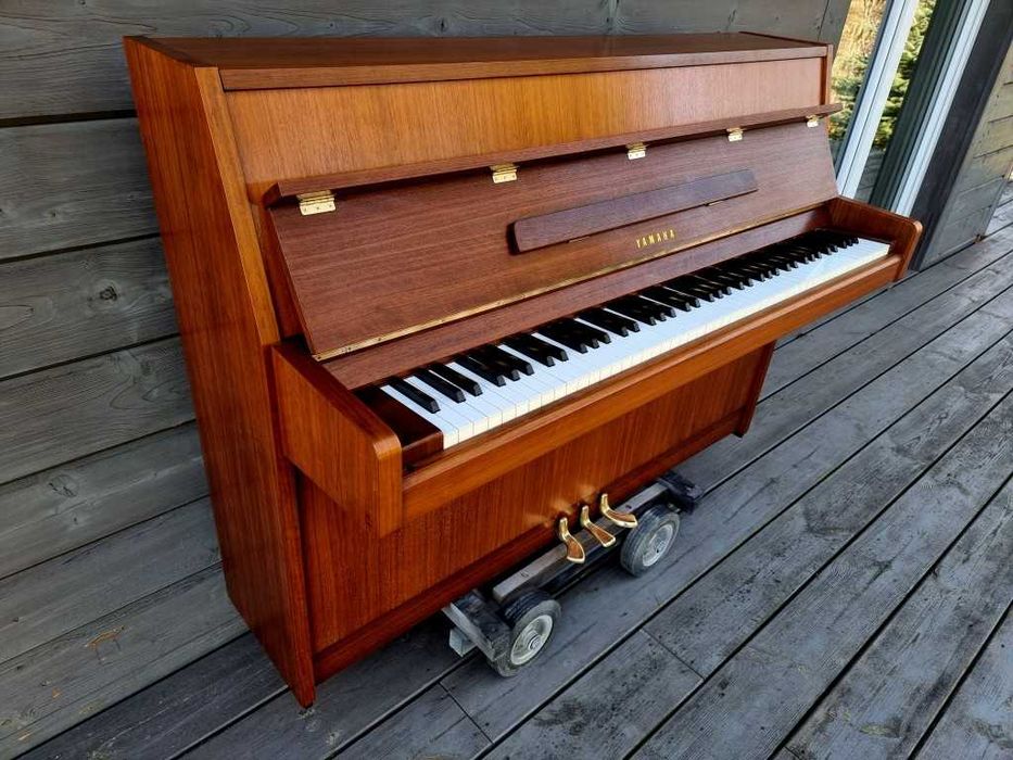 Pianino YAMAHA 104cm 1979r BRĄZOWY PÓŁMAT moderator