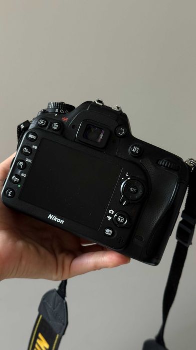Nikon D7200 + Nikon AF-S DX NIKKOR 35mm f/1.8G