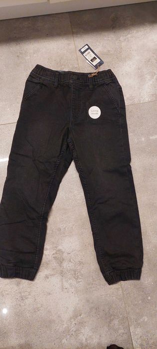 Spodnie jeans joggery 122 nowe