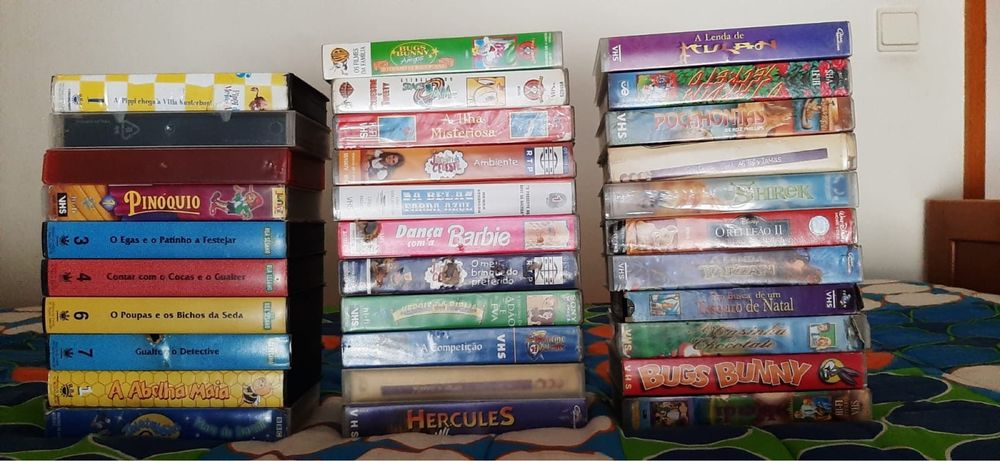 VHS/ DVD infantis e outros