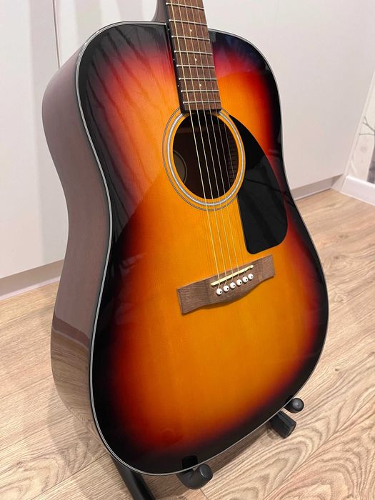 FENDER CD-60 DREAD V3 Sunburst