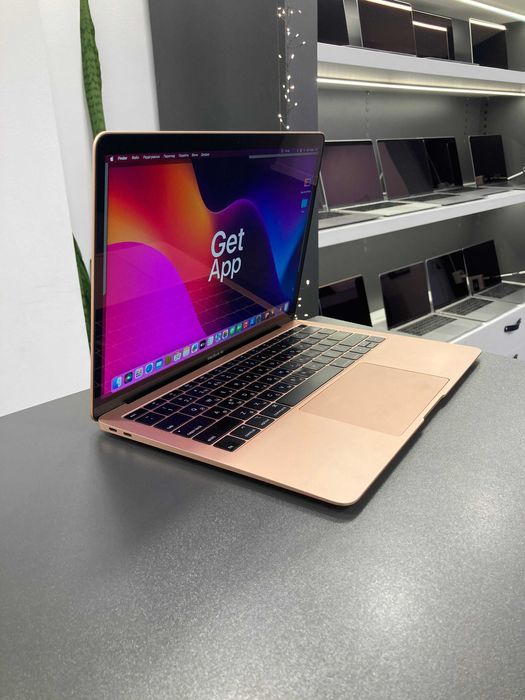 MacBook Air 13 2018年 Core i5 8GB 256GB 2018 MacBook Air with 1.6GHz Intel Core i5 (13-inch, 8GB RAM