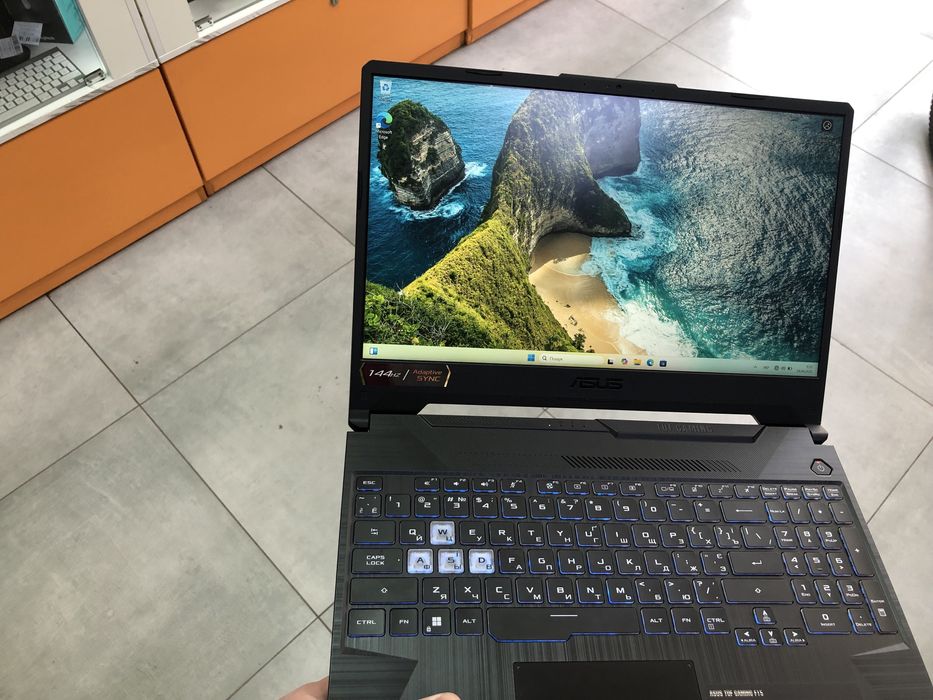 Ноутбук ASUS TUF FX506H