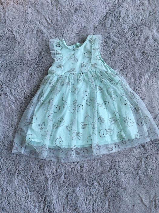 Sukienka z tiulem r.86