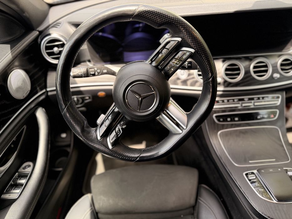 Mercedes-Benz E 300 Plug-in Hybrid Diesel