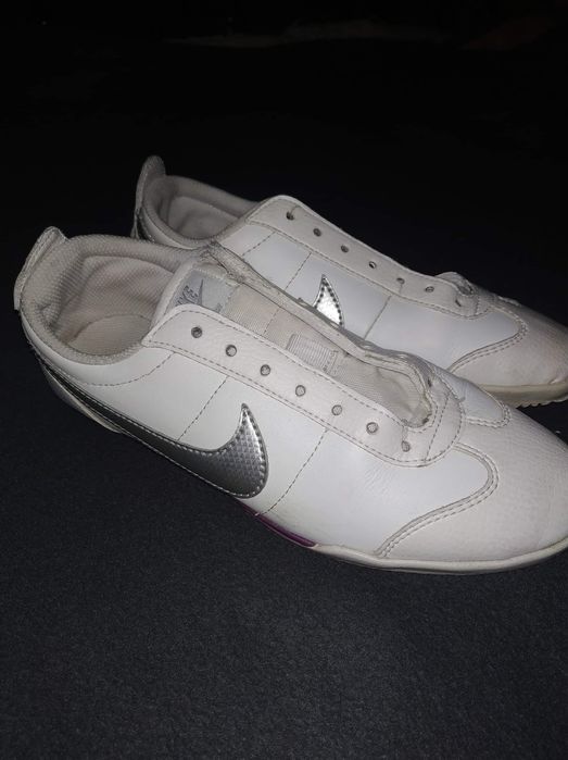 Nike wmns fivekay 36,5 wkl 23 cm