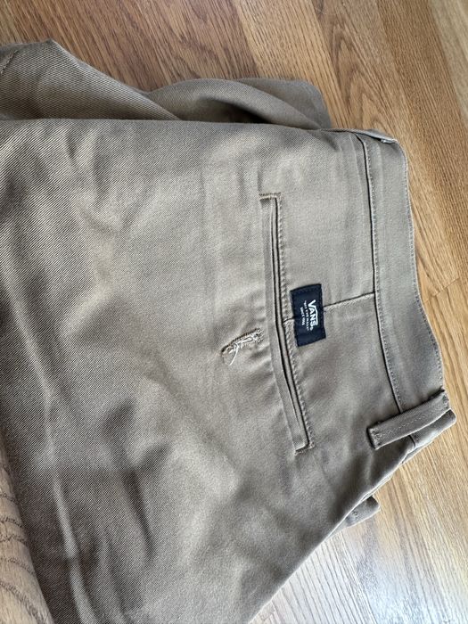 Shorty, krotkie spodenki Vans rozmiar 33