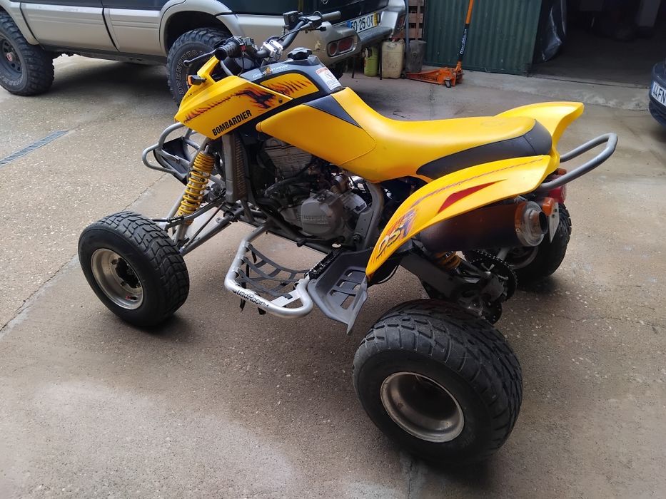 Bombardier ds650 vendo/troco