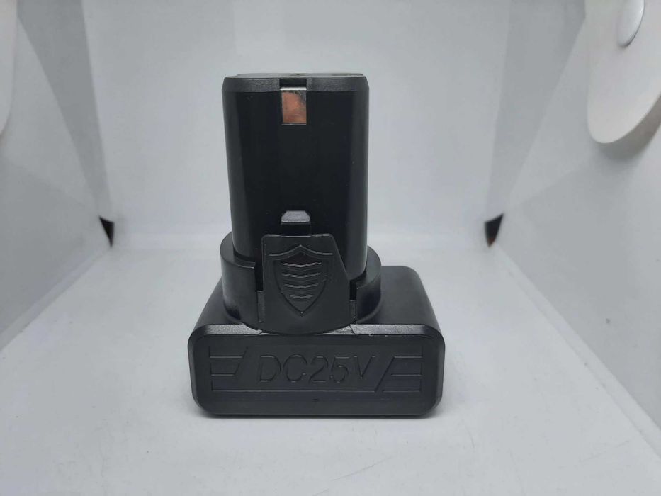 Uniwersalna bateria Li-Ion 25V 1300mAh Nowa
