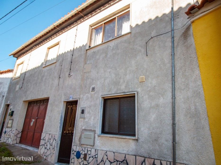 Moradia T3 em Pousafoles