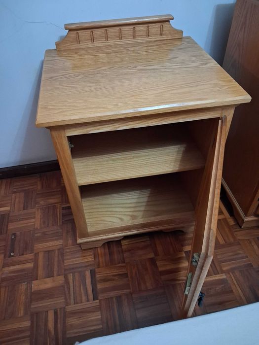 Móveis quarto e sala em bom estado