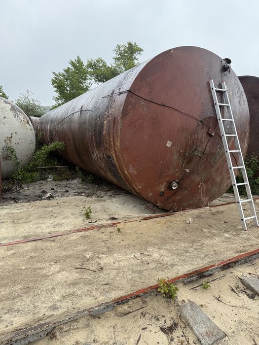 Продам жд цистерну, бочку, ємність 100 метрів кубічних