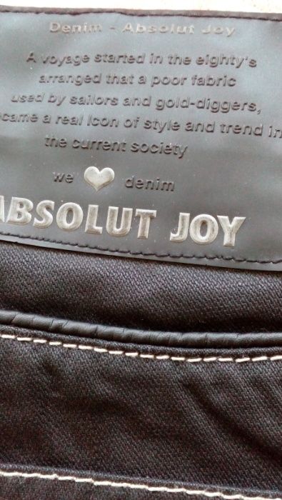 Продам новые оригинальные джинсы ABSOLUT JOY