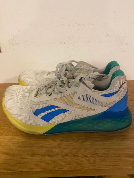 Tenis Reebok  Material reutilizável