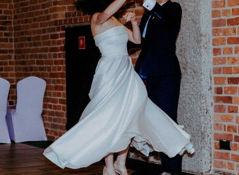 Klasyczna suknia ślubna, Małgorzata Motas, XS 34, z etolą