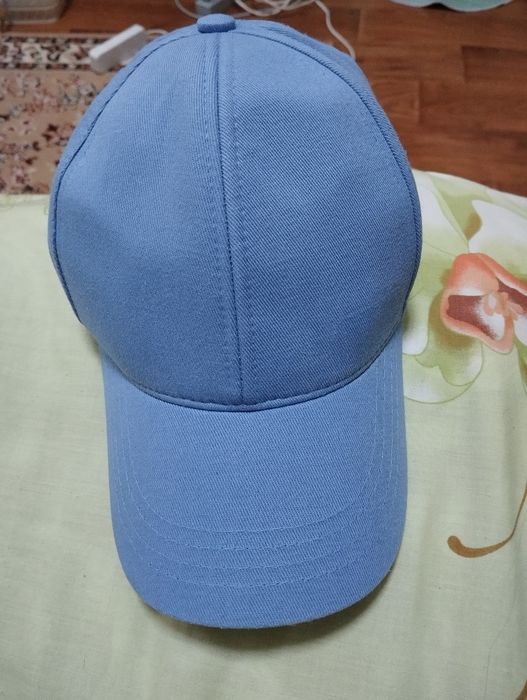 Продам жіночу кепку бейсболку