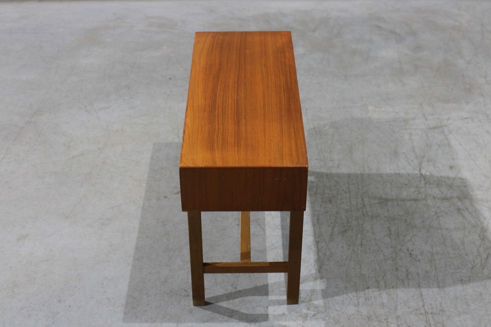 Móvel de apoio em teca | Nordic Design