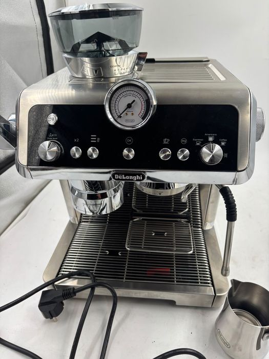 Ekspres do kawy De Longhi EC 9355
