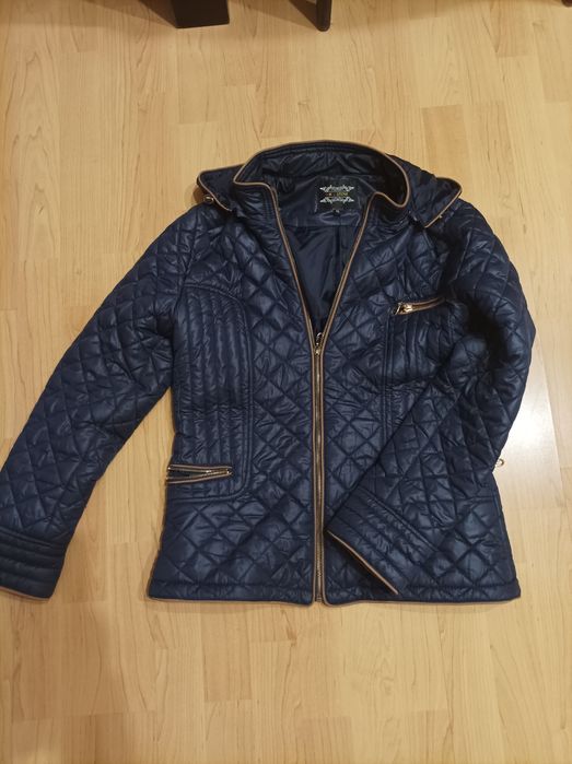 Kurtka wiosenna z kapturem