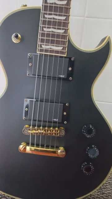 Guitarra Harley Benton Progressive Line + Amplificador Cube 20 XL