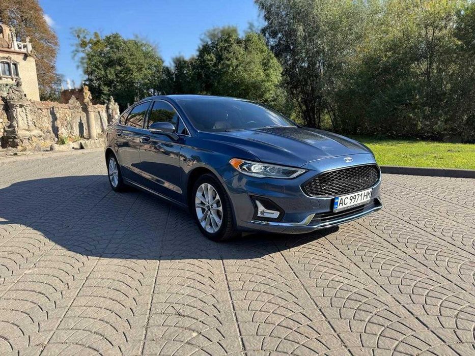 Ford Fusion 2018 VIN 3FA6P0SU1KR155008 фото оголошення 4 з 21