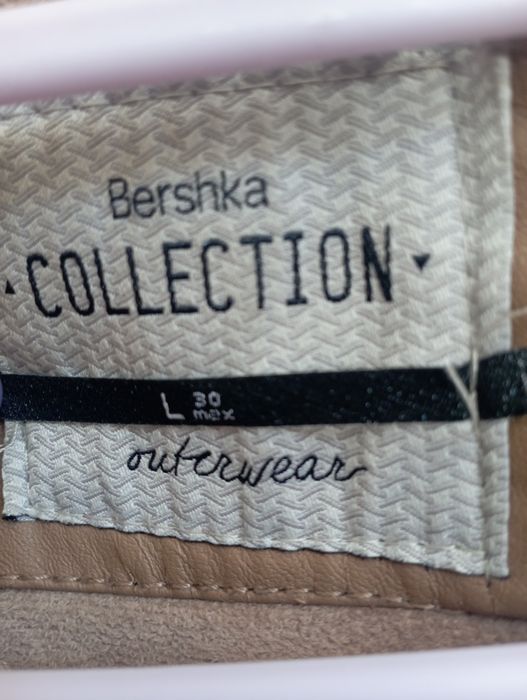 Casaco camel Bershka