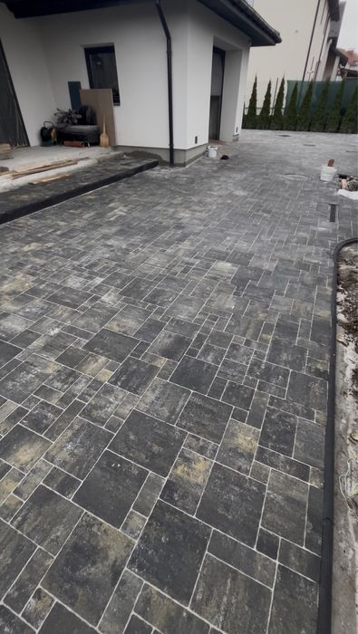 Укладання бруківки
