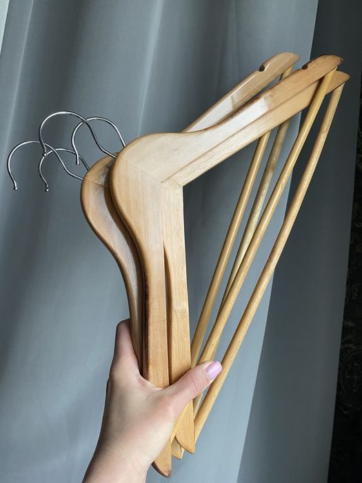 Тремпеля вешалки плечики для одежды 17 штук эко деревянные натуральные