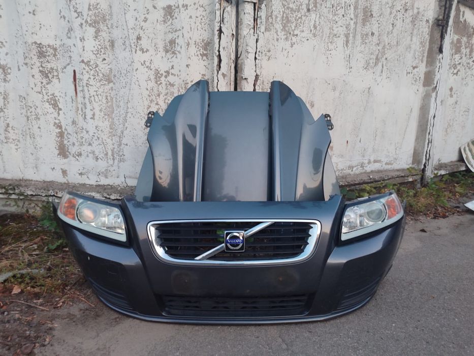 Продам комплектний передок бампер Volvo V50 S40  рестайл 2010р.