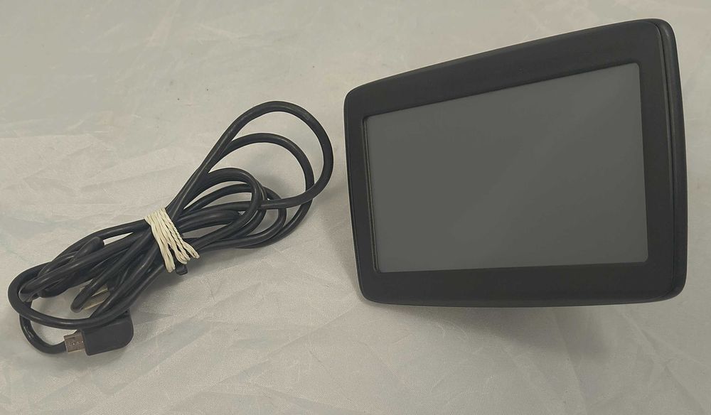 Nawigacja Tomtom 4EN42